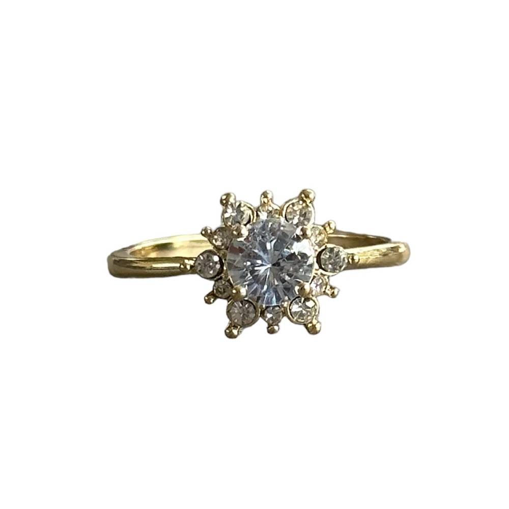Gold and Zircon Diamond Flower Design Ring